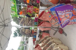 Marché traditionnel saisonnier