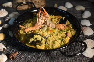 Soirée paëlla par La Roquille en fêtes