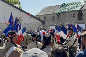 Dépots de gerbes à la plaque de ROGER GUATTARY(i)