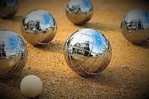 Concours de pétanque