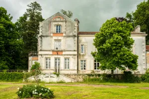 Balade herbaliste au parc du Domaine de Langlardie - Châteaux en fête