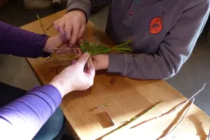Tressage de Noël au coin du feu (en famille)